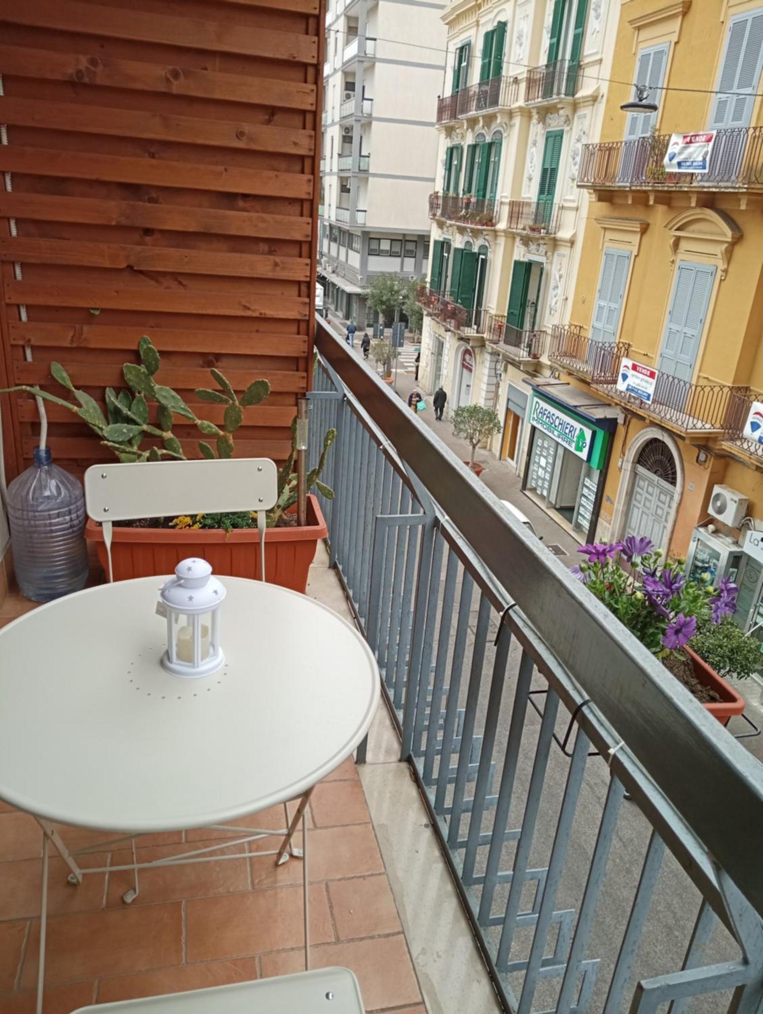Kaktus B&B Bari Exteriör bild